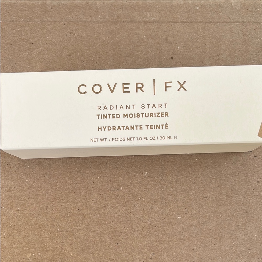 NIB Cover FX Radiant Start Hydrating Moisturizer shade 2